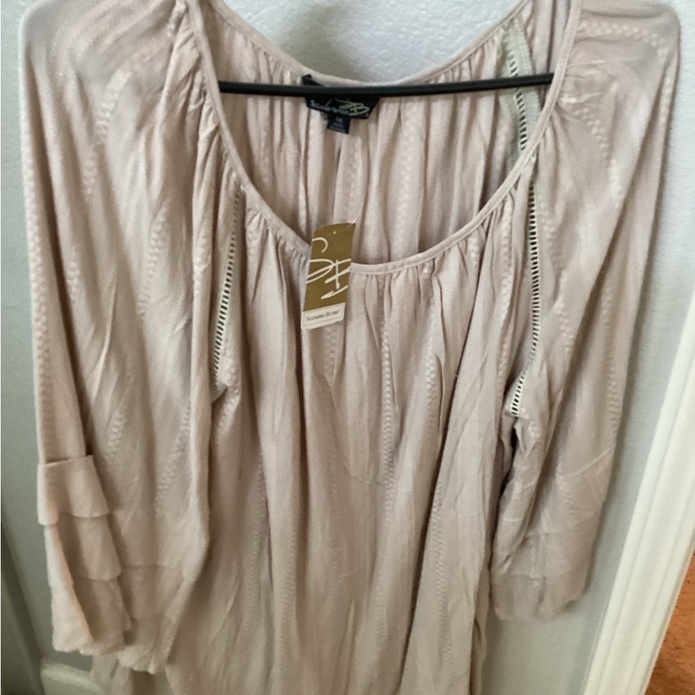 Women's Beige Top